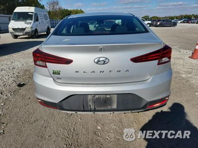 Zdjęcie 6 z 12 samochodu: 2019 HYUNDAI ELANTRA SE VIN:5NPD74LF5KH492941 - miniatura