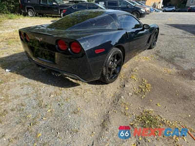 Trzecie zdjęcie samochodu z tyłu: 2005 CHEVROLET CORVETTE VIN:1G1YY24U955119527 - miniatura
