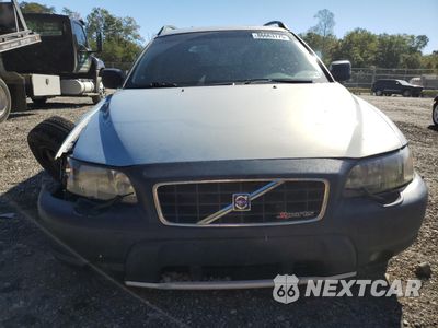 Piąte zdjęcie samochodu w środku: 2001 VOLVO V70 XC VIN:YV1SZ58D411033768 - miniatura