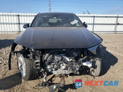 Piąte zdjęcie samochodu w środku: 2022 AUDI Q7 PREMIUM PLUS VIN:WA1LXBF75ND007321 - miniatura