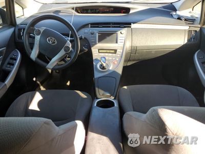 Zdjęcie 8 z 12 samochodu: 2012 TOYOTA PRIUS PLUG-IN VIN:JTDKN3DP8C3016842 - miniatura