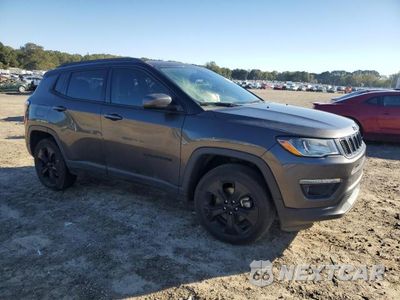 Czwarte zdjęcie samochodu z boku: 2020 JEEP COMPASS LATITUDE VIN:3C4NJDBB5LT101017 - miniatura