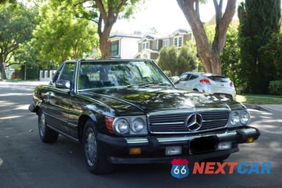 1986 MERCEDES-BENZ 560 SL WDBBA48D4GA047068 - główne zdjęcie licytacji z USA - miniatura