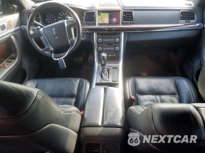 Zdjęcie 8 z 12 samochodu: 2010 LINCOLN MKS VIN:1LNHL9FTXAG614008 - miniatura