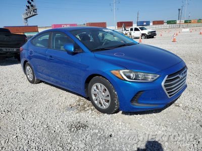 Czwarte zdjęcie samochodu z boku: 2017 HYUNDAI ELANTRA SE VIN:KMHD74LF7HU144424 - miniatura