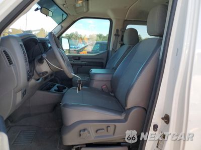 Zdjęcie 7 z 14 samochodu: 2017 NISSAN NV 3500 S VIN:5BZAF0AA5HN851056 - miniatura