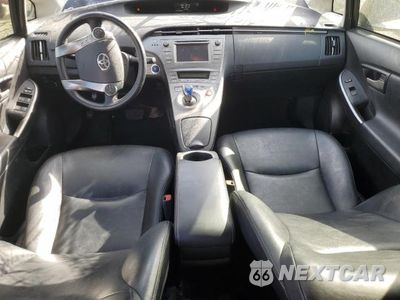 Zdjęcie 8 z 12 samochodu: 2015 TOYOTA PRIUS VIN:JTDKN3DU7F0407573 - miniatura