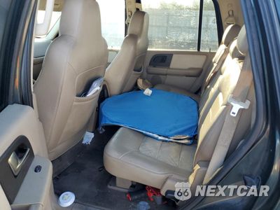 Zdjęcie 11 z 13 samochodu: 2004 FORD EXPEDITION EDDIE BAUER VIN:1FMRU17W84LA57977 - miniatura