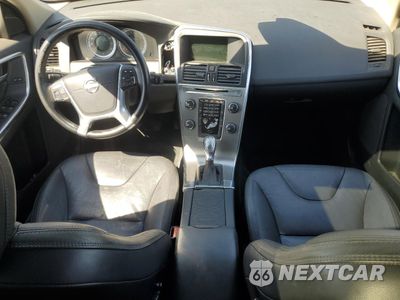 Zdjęcie 8 z 15 samochodu: 2013 VOLVO XC60 3.2 VIN:YV4940DLXD2373733 - miniatura
