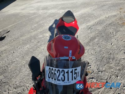 Piąte zdjęcie samochodu w środku: 2010 KAWASAKI ZX600 R VIN:JKAZX4R11AA019121 - miniatura