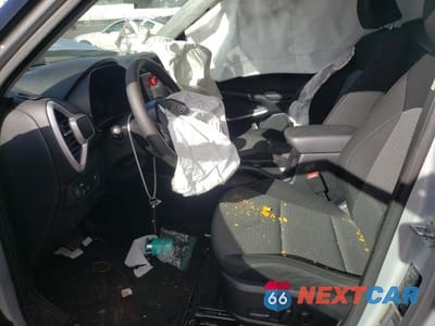 Zdjęcie 7 z 12 samochodu: 2021 KIA SOUL LX VIN:KNDJ23AU4M7751830 - miniatura