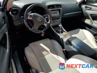 Zdjęcie 8 z 13 samochodu: 2012 LEXUS IS 250 VIN:JTHFF2C26C2522060 - miniatura