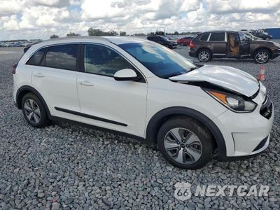 Czwarte zdjęcie samochodu z boku: 2019 KIA NIRO FE VIN:KNDCB3LC9K5250907 - miniatura