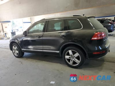 Drugie zdjęcie samochodu z przodu: 2014 VOLKSWAGEN TOUAREG V6 TDI VIN:WVGEP9BP4ED001471 - miniatura