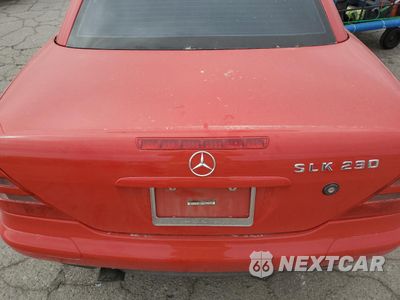 Zdjęcie 10 z 12 samochodu: 1999 MERCEDES-BENZ SLK 230 KOMPRESSOR VIN:WDBKK47F5XF088585 - miniatura