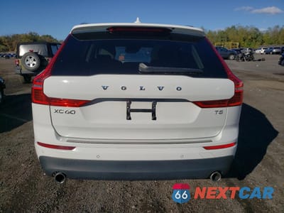Zdjęcie 6 z 15 samochodu: 2020 VOLVO XC60 T5 MOMENTUM VIN:YV4102DK3L1423582 - miniatura