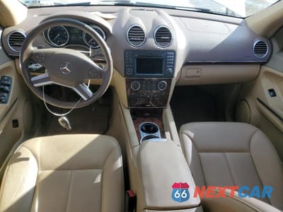 Zdjęcie 8 z 12 samochodu: 2010 MERCEDES-BENZ GL 350 BLUETEC VIN:4JGBF2FE4AA582472 - miniatura