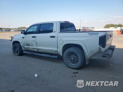 Drugie zdjęcie samochodu z przodu: 2016 TOYOTA TUNDRA CREWMAX SR5 VIN:5TFEW5F10GX201111 - miniatura