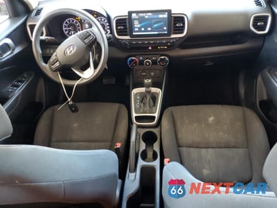 Zdjęcie 8 z 13 samochodu: 2021 HYUNDAI VENUE SE VIN:KMHRB8A39MU065688 - miniatura
