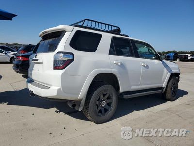 Trzecie zdjęcie samochodu z tyłu: 2022 TOYOTA 4RUNNER TRAIL VIN:JTETU5JR3N6050130 - miniatura