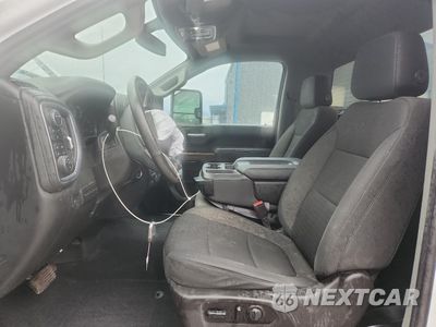 Zdjęcie 7 z 14 samochodu: 2022 CHEVROLET SILVERADO K3500 LT VIN:1GC3YTE76NF104302 - miniatura