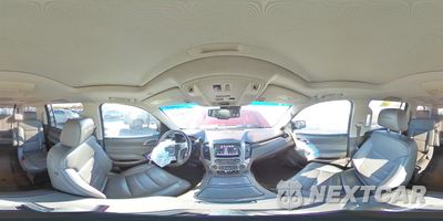 Zdjęcie 15 z 15 samochodu: 2018 GMC YUKON XL DENALI VIN:1GKS1HKJ0JR138648 - miniatura