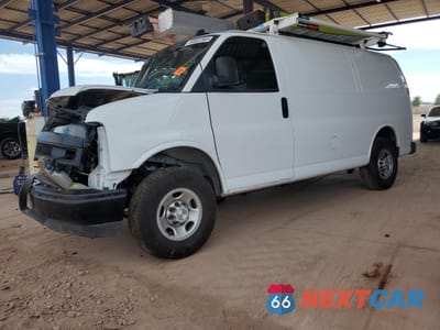 2024 CHEVROLET EXPRESS G2500 1GCWGAF70R1193709 - główne zdjęcie licytacji z USA - miniatura