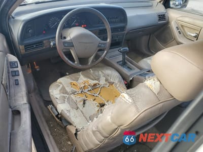 Zdjęcie 8 z 12 samochodu: 1992 FORD THUNDERBIRD LX VIN:1FAPP6246PH137748 - miniatura