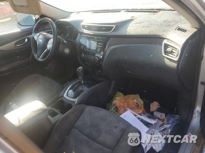 Zdjęcie 8 z 13 samochodu: 2016 NISSAN ROGUE S VIN:KNMAT2MT3GP696382 - miniatura
