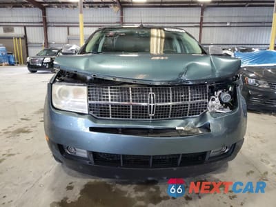 Piąte zdjęcie samochodu w środku: 2010 LINCOLN MKX VIN:2LMDJ6JC7ABJ17598 - miniatura
