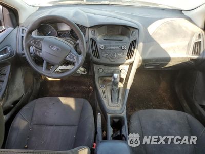 Zdjęcie 8 z 12 samochodu: 2016 FORD FOCUS SE VIN:1FADP3F24GL391403 - miniatura