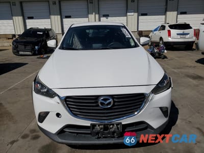 Piąte zdjęcie samochodu w środku: 2016 MAZDA CX-3 SPORT VIN:JM1DKDB73G0128885 - miniatura