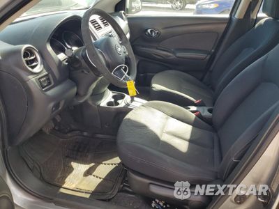 Zdjęcie 7 z 12 samochodu: 2014 NISSAN VERSA S VIN:3N1CN7AP3EL873130 - miniatura