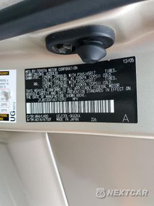 Zdjęcie 13 z 15 samochodu: 2006 LEXUS GX 470 VIN:JTJBT20X160110392 - miniatura