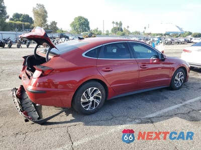 Trzecie zdjęcie samochodu z tyłu: 2023 HYUNDAI SONATA HYBRID VIN:KMHL24JJ5PA062015 - miniatura