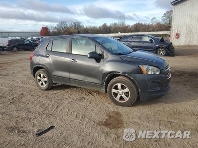 Czwarte zdjęcie samochodu z boku: 2016 CHEVROLET TRAX LS VIN:3GNCJNSB3GL264887 - miniatura
