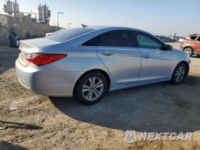 Trzecie zdjęcie samochodu z tyłu: 2013 HYUNDAI SONATA GLS VIN:5NPEB4AC0DH736185 - miniatura