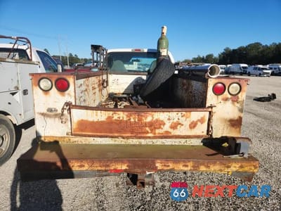 Zdjęcie 6 z 11 samochodu: 2006 FORD F350 UTILITY / SERVICE TRUCK VIN:1FDSF34566EB92532 - miniatura