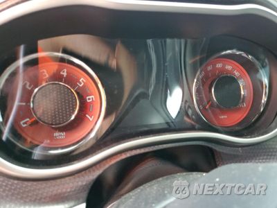 Zdjęcie 9 z 12 samochodu: 2016 DODGE CHALLENGER SRT HELLCAT VIN:2C3CDZC93GH288073 - miniatura