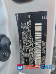Zdjęcie 13 z 13 samochodu: 2006 LEXUS LX 470 VIN:JTJHT00W064018429 - miniatura