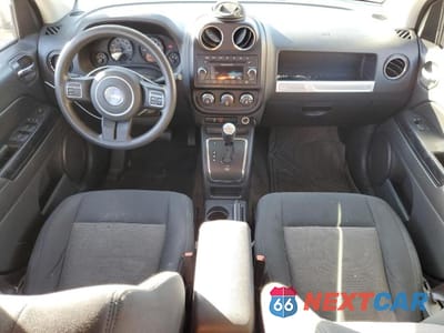 Zdjęcie 8 z 13 samochodu: 2014 JEEP COMPASS SPORT VIN:1C4NJCBA4ED812086 - miniatura