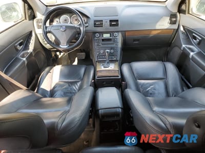 Zdjęcie 8 z 12 samochodu: 2014 VOLVO XC90 3.2 VIN:YV4952CZ4E1693376 - miniatura