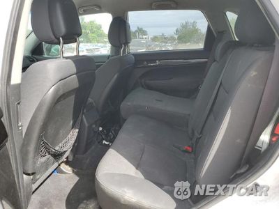 Zdjęcie 10 z 11 samochodu: 2011 KIA SORENTO BASE VIN:5XYKT3A17BG095646 - miniatura