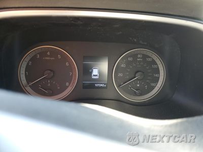 Zdjęcie 9 z 13 samochodu: 2019 HYUNDAI TUCSON SE VIN:KM8J23A4XKU886238 - miniatura