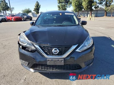 Piąte zdjęcie samochodu w środku: 2016 NISSAN SENTRA S VIN:3N1AB7AP3GY337414 - miniatura