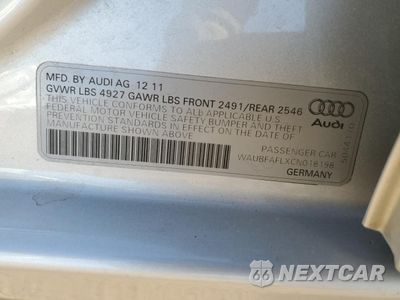 Zdjęcie 12 z 12 samochodu: 2012 AUDI A4 PREMIUM VIN:WAUBFAFLXCN018198 - miniatura