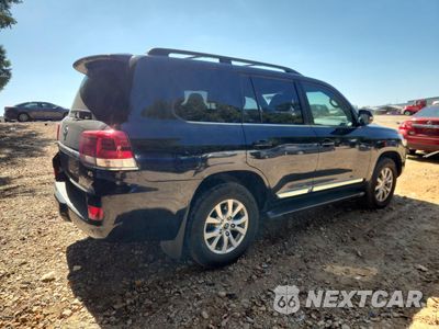 Trzecie zdjęcie samochodu z tyłu: 2019 TOYOTA LAND CRUISER VX-R VIN:JTMCY7AJXK4077315 - miniatura