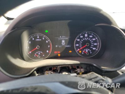 Zdjęcie 9 z 12 samochodu: 2019 KIA FORTE FE VIN:3KPF24AD8KE083345 - miniatura
