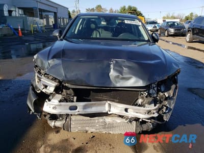 Piąte zdjęcie samochodu w środku: 2019 AUDI A4 PREMIUM VIN:WAUDNAF45KA022931 - miniatura