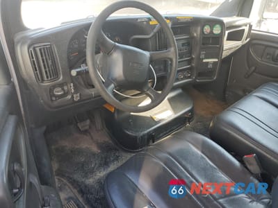 Zdjęcie 8 z 12 samochodu: 2006 GMC C5500 C5C042 VIN:1GDG5C1G76F902613 - miniatura